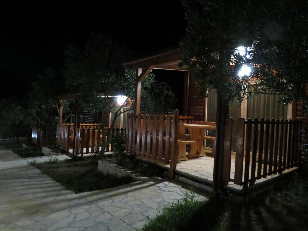 Campsite Kaya Pakoštane Eksteriør billede