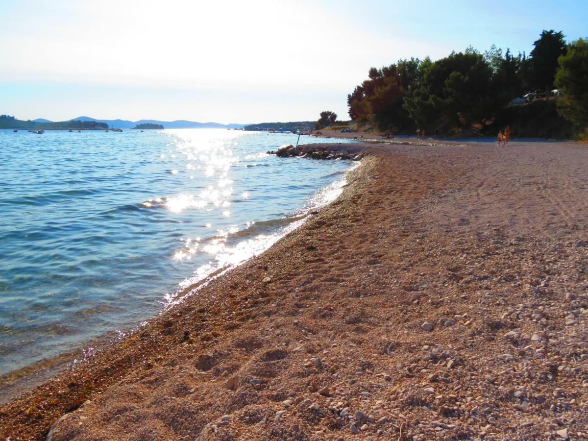 Campsite Kaya Pakoštane Eksteriør billede